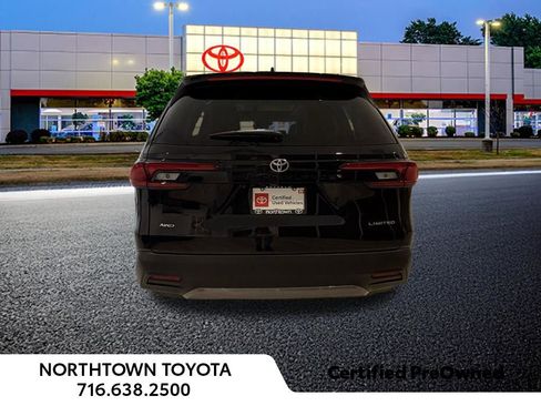 Used 2026 Toyota Grand Highlander Limited image 6