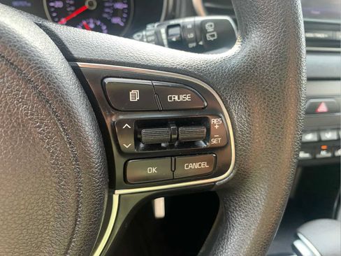Used 2019 Kia Sportage LX FWD image 26