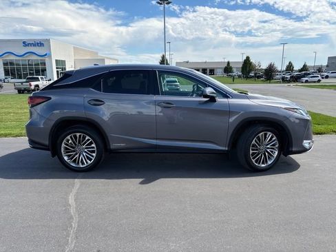Used 2022 Lexus RX 450h AWD w/ Luxury Package image 2
