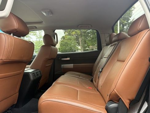 Used 2007 Toyota Tundra Limited AWD/4WD image 23