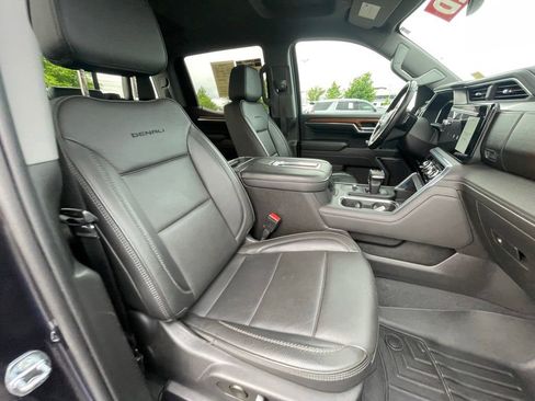 Used 2022 GMC Sierra 1500 Denali w/ Denali Carbonpro Edition AWD/4WD image 26