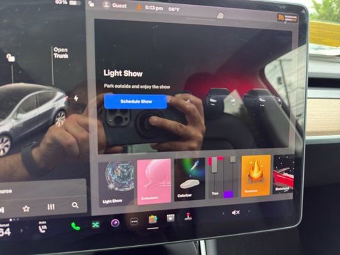 Used 2020 Tesla Model Y Long Range image 26