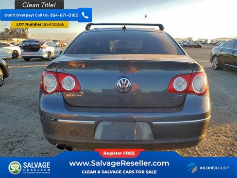 Used 2010 Volkswagen Passat Komfort FWD image 8