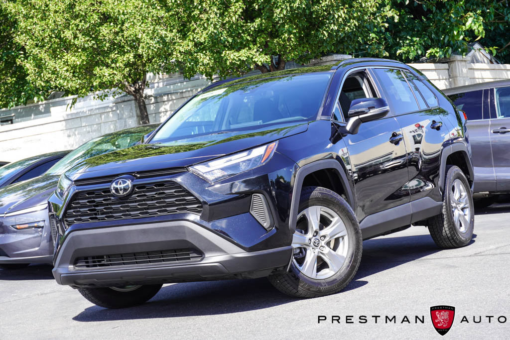 Used 2024 Toyota RAV4 XLE w/ Convenience Package AWD/4WD image 17