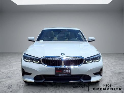 Used 2020 BMW 330i Sedan w/ Convenience Package RWD image 3
