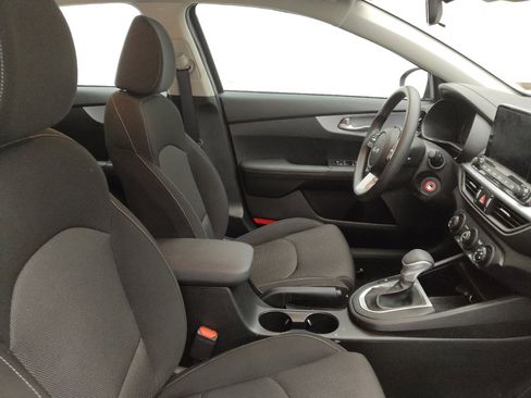 Used 2024 Kia Forte LX image 21