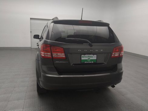 Used 2020 Dodge Journey SE w/ Blacktop Package image 6