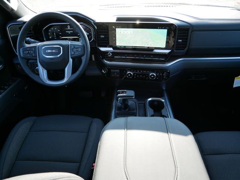 New 2026 GMC Sierra 1500 Elevation image 14