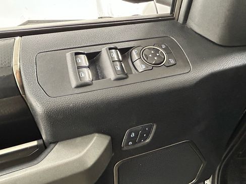 Used 2018 Ford F150 Raptor w/ Equipment Group 802A Luxury image 27