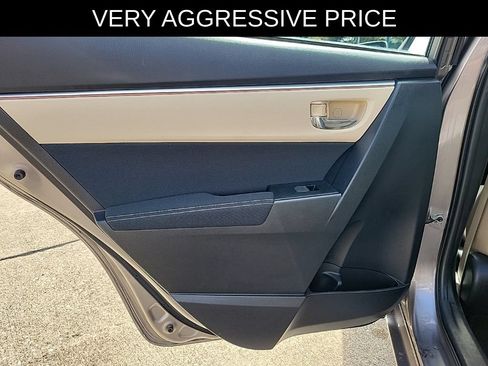 Used 2015 Toyota Corolla LE FWD image 12