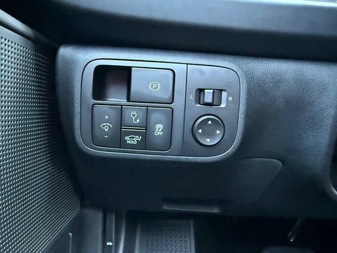 Used 2024 Hyundai Ioniq 6 SE RWD image 18