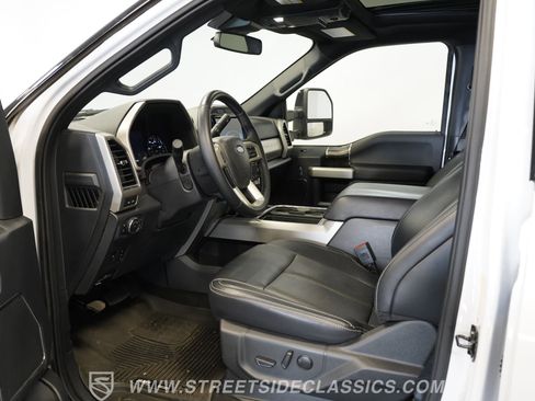 Used 2022 Ford F250 Lariat w/ Lariat Ultimate Package image 3