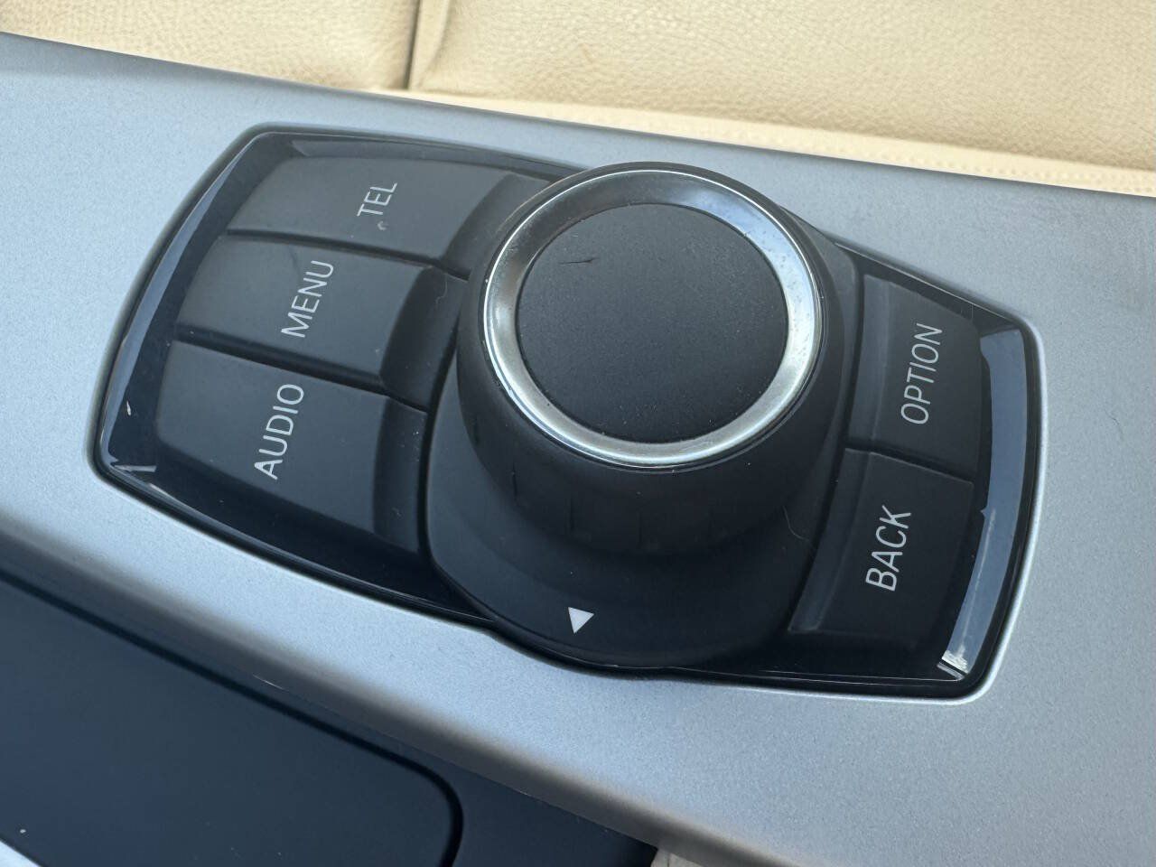 Used 2014 BMW 320i Sedan RWD image 17