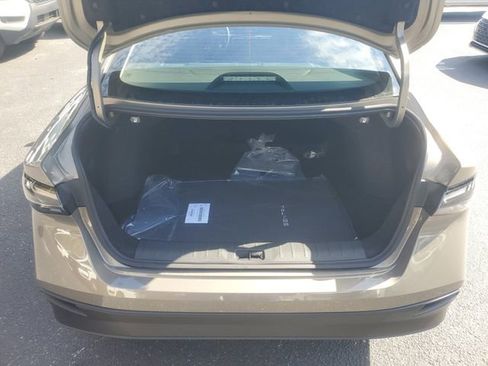 New 2026 Nissan Sentra SV image 7