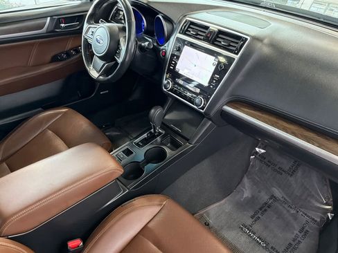 Used 2019 Subaru Outback 3.6R Touring w/ Popular Package #3A image 18