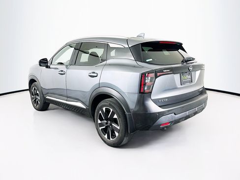 Used 2025 Nissan Kicks SR image 5