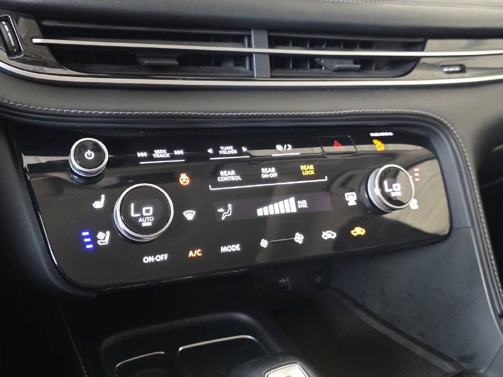 Used 2023 INFINITI QX60 Luxe w/ Cargo Package FWD image 21