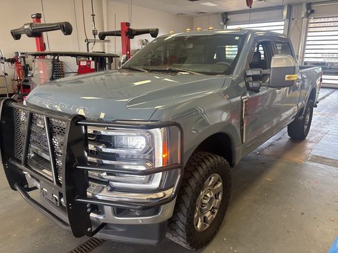 Used 2023 Ford F350 King Ranch w/ Chrome Package image 2