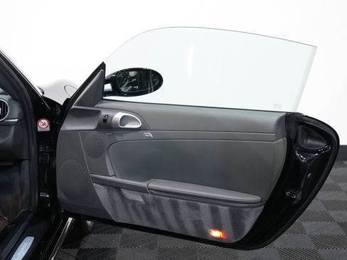 Used 2006 Porsche Cayman S image 24