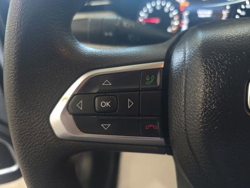 Used 2024 Jeep Compass Sport AWD/4WD image 15