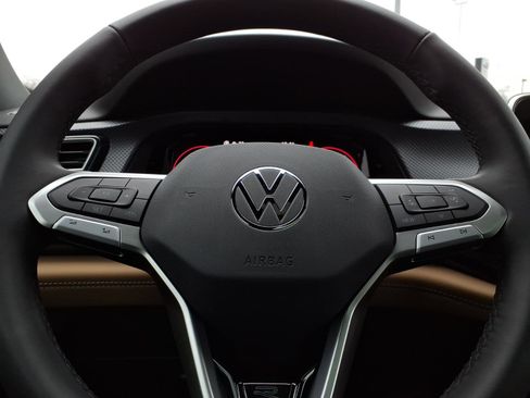 New 2026 Volkswagen Atlas Cross Sport SEL R-Line AWD/4WD image 23