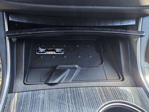 Used 2017 Chevrolet Impala Premier w/ Enhanced Convenience Package FWD image 47