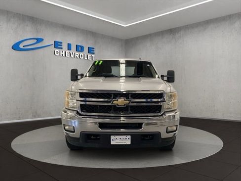 Used 2011 Chevrolet Silverado 2500 LTZ w/ LTZ Plus Package AWD/4WD image 9