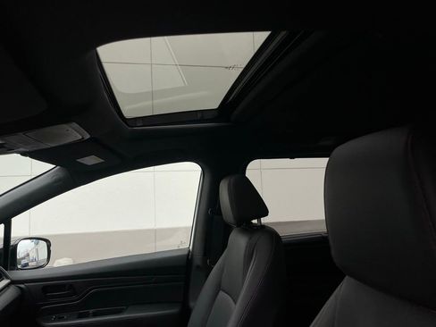 Certified 2023 Honda Odyssey Sport image 28