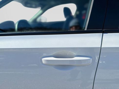 Used 2023 Honda Civic Touring image 14