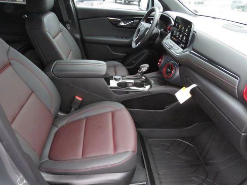 New 2025 Chevrolet Blazer RS w/ Enhanced Convenience Package image 13
