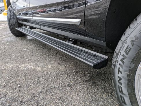 New 2026 GMC Yukon XL Denali w/ Sun & Power Step Package image 28