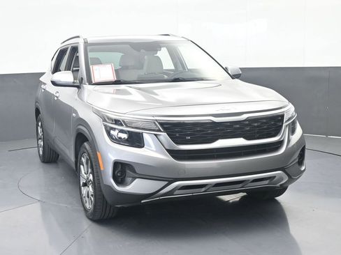 Used 2022 Kia Seltos EX AWD/4WD image 9