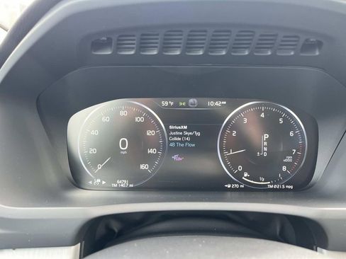 Used 2021 Volvo XC90 T5 Momentum w/ Protection Package image 26