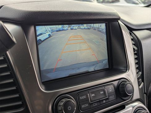 Used 2016 Chevrolet Suburban LT image 31