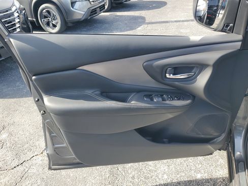 Certified 2022 Nissan Murano SV image 10