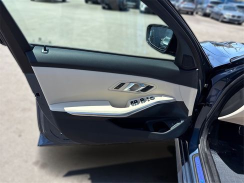 New 2025 BMW 330i Sedan w/ M Sport Package image 26