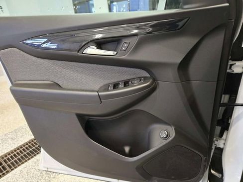 Used 2024 Chevrolet TrailBlazer LT w/ Convenience Package image 28