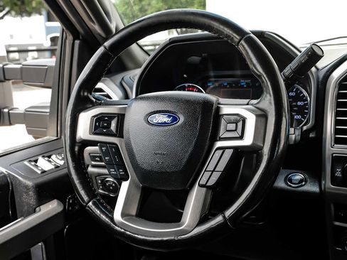 Used 2021 Ford F250 Platinum w/ FX4 Off-Road Package AWD/4WD image 19