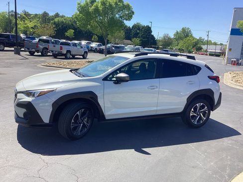 Used 2025 Subaru Crosstrek 2.0i Premium AWD/4WD image 6
