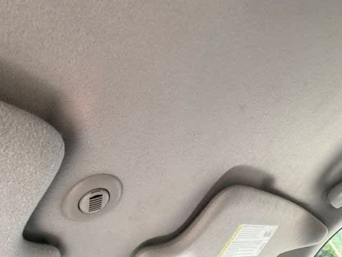 Used 2011 Chevrolet Colorado W/T AWD/4WD image 35