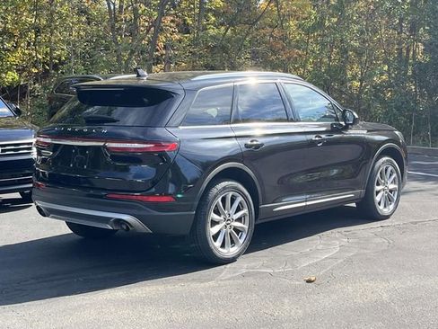 Used 2022 Lincoln Corsair AWD w/ Premium Package image 4