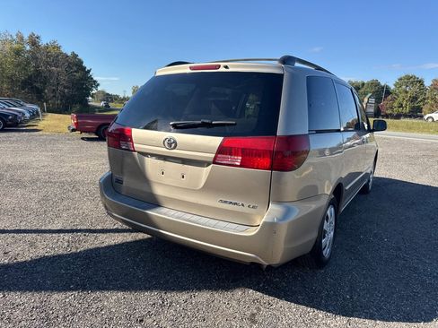 Used 2005 Toyota Sienna LE image 8