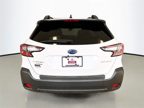 Certified 2025 Subaru Outback Premium w/ Popular Package #1A image 4