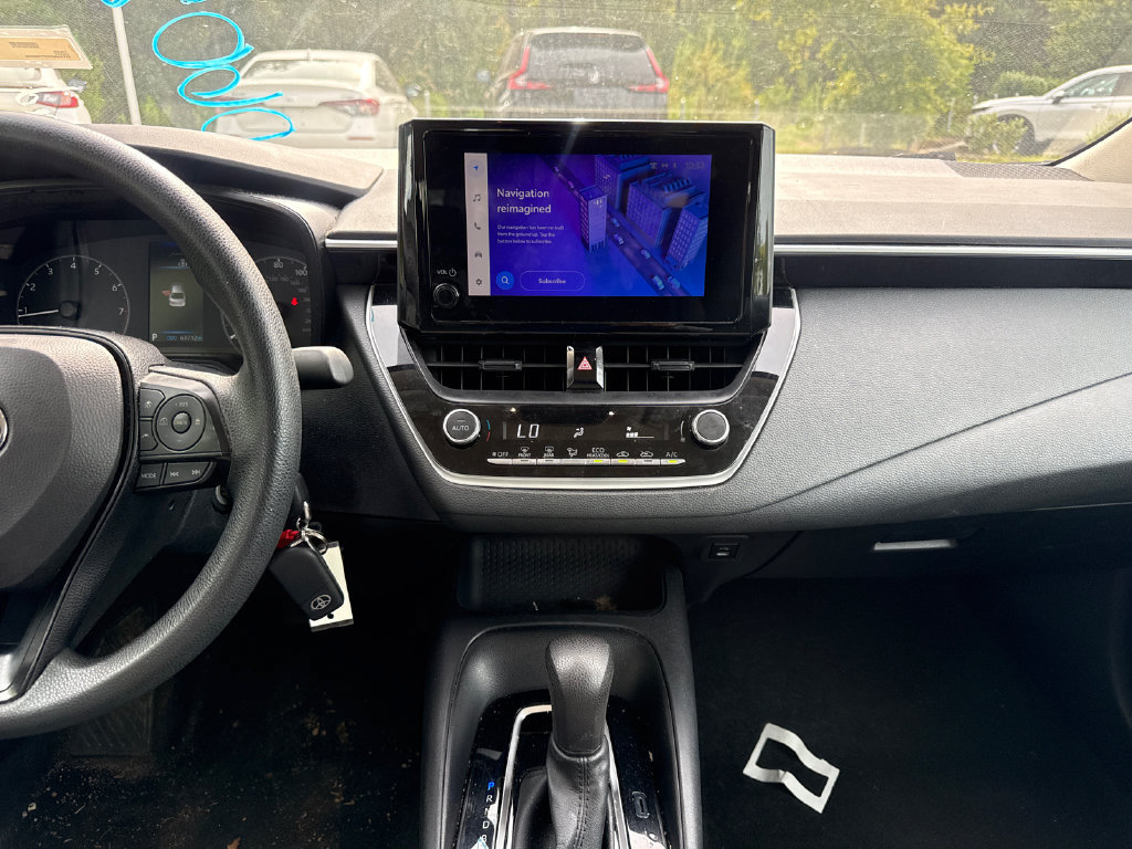 Used 2023 Toyota Corolla LE FWD image 18