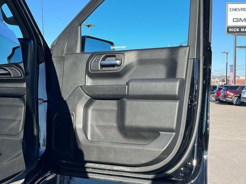 Used 2023 GMC Sierra 1500 Pro w/ Graphite Edition image 23