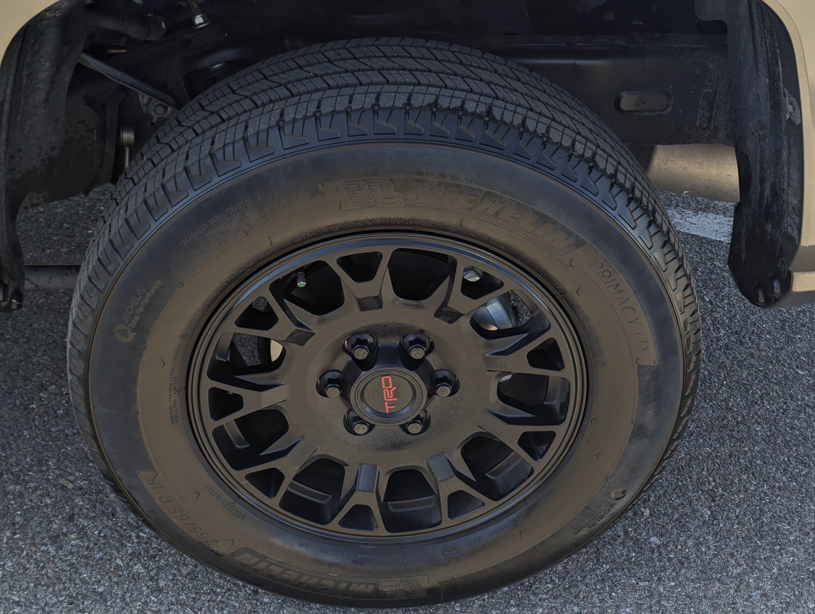 Used 2025 Toyota Tacoma TRD Sport AWD/4WD image 7