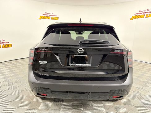 New 2026 Nissan Kicks SV FWD image 4