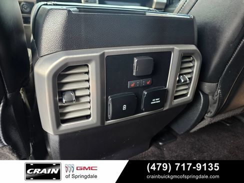 Used 2017 Ford F150 Platinum w/ Equipment Group 701A Luxury AWD/4WD image 25