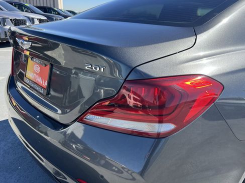 Used 2021 Genesis G70 2.0T w/ Elite Package image 19