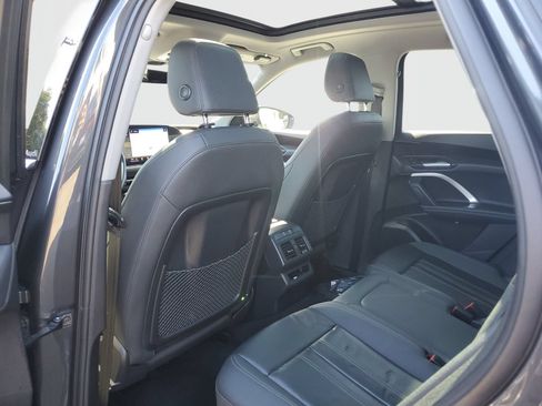 Used 2025 Audi Q5 Premium w/ Convenience Package AWD/4WD image 14